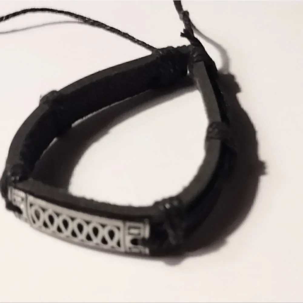 Men's bracelet leather black new d75‎